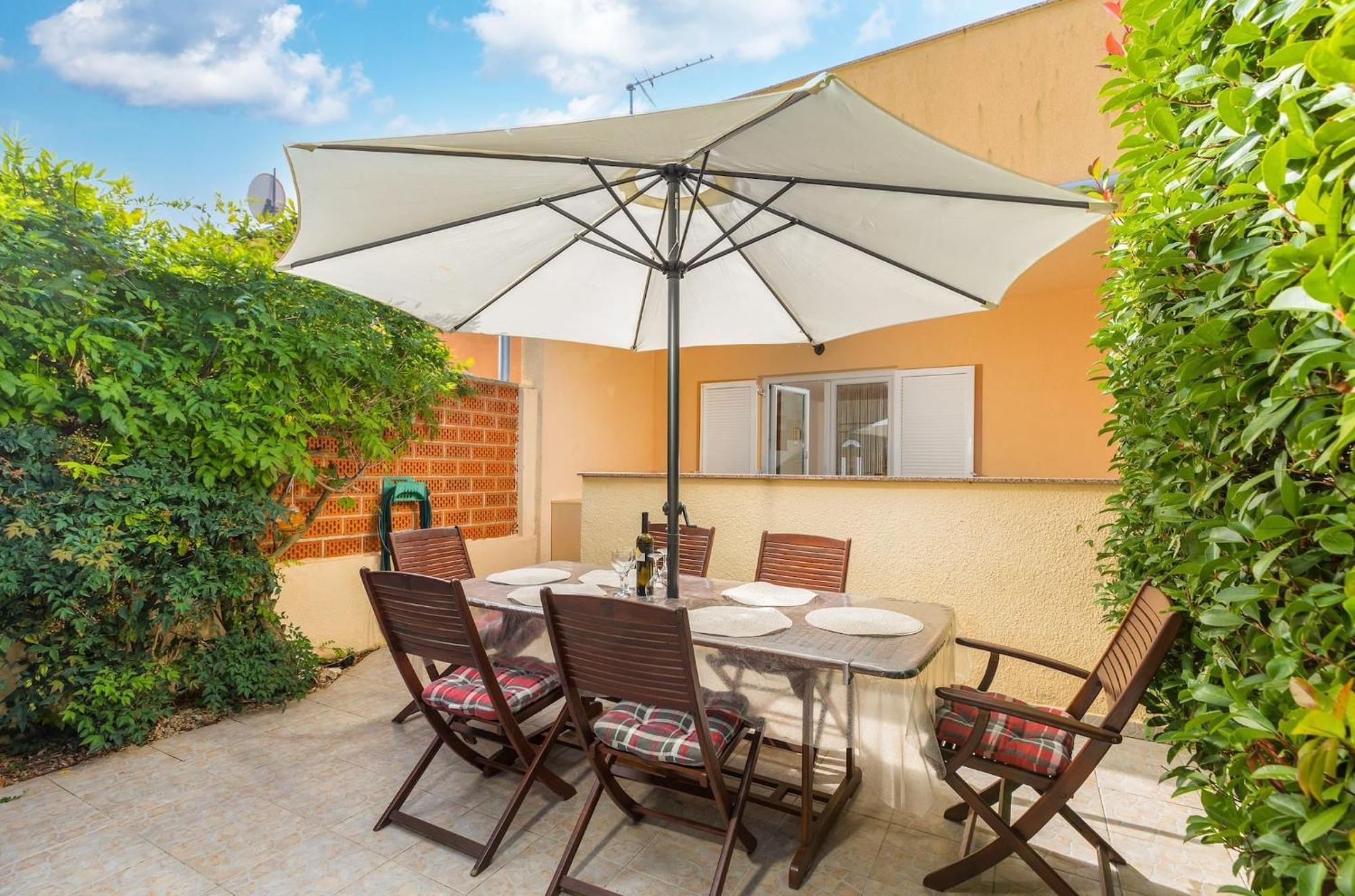 Apartment Buneta With Relaxing Outdoor Area ลิทซ์ยัน ภายนอก รูปภาพ