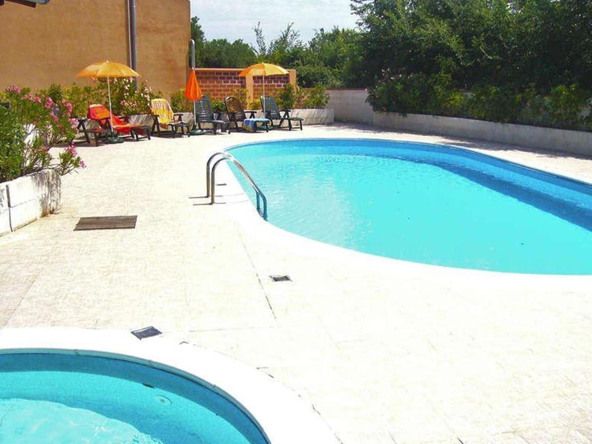 Apartment Buneta With Relaxing Outdoor Area ลิทซ์ยัน ภายนอก รูปภาพ